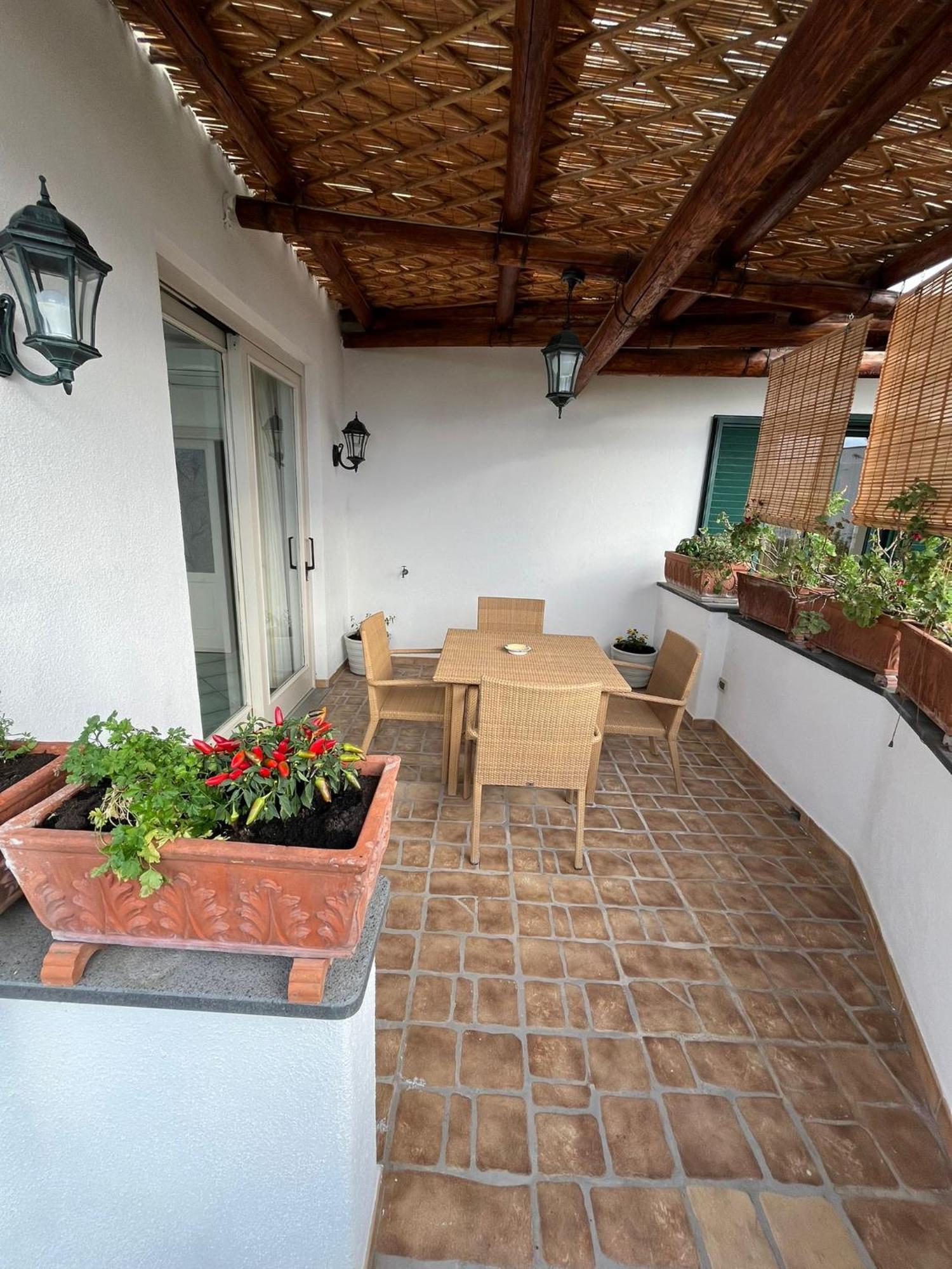 Villa Chez Marie Isquia Exterior foto